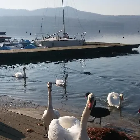 아파트 Doppi Bagni Sei Posti Letto 비베로네