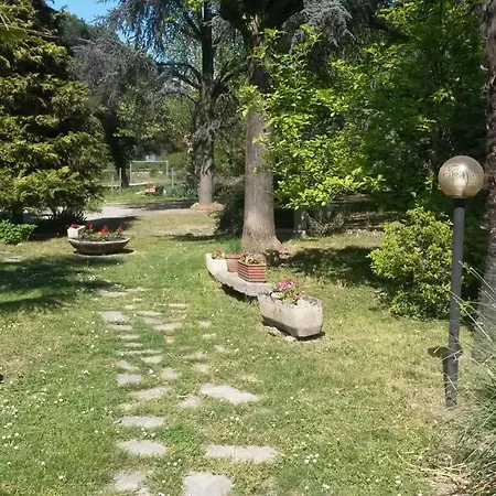 Doppi Bagni Sei Posti Letto *